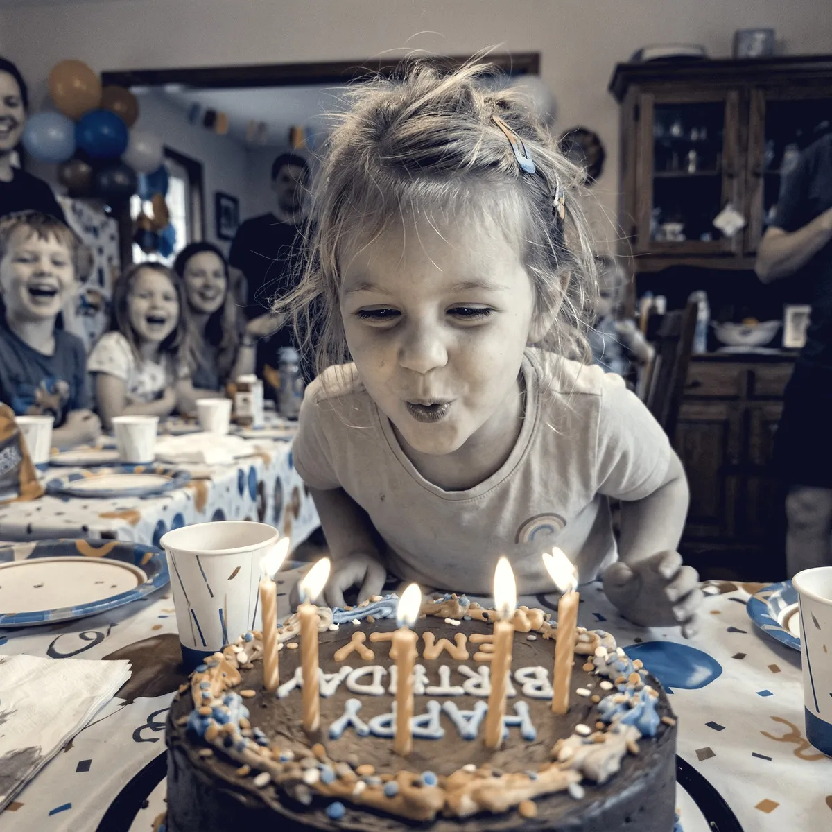 Duotone Blue photo filter example
